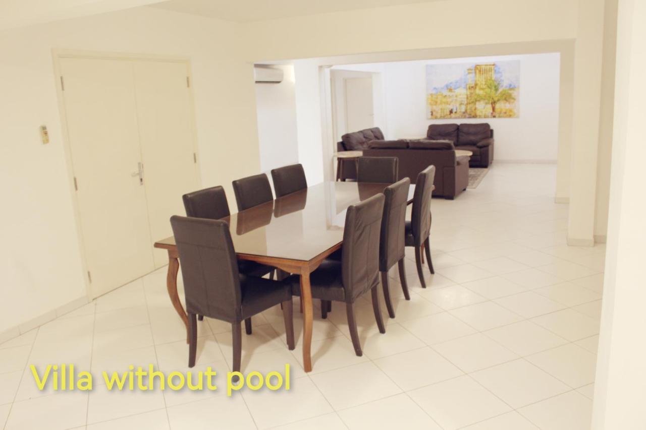 J5 Four Bedroom Villa Holiday home in Al Wasl Dubai Esterno foto